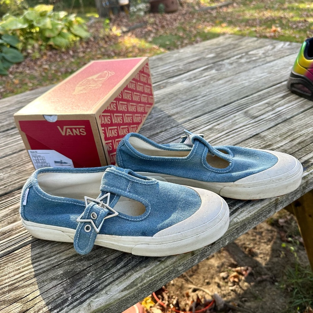 Vans sneakers Mary Jane style Style 93 Denim Blue Size 9 Women
